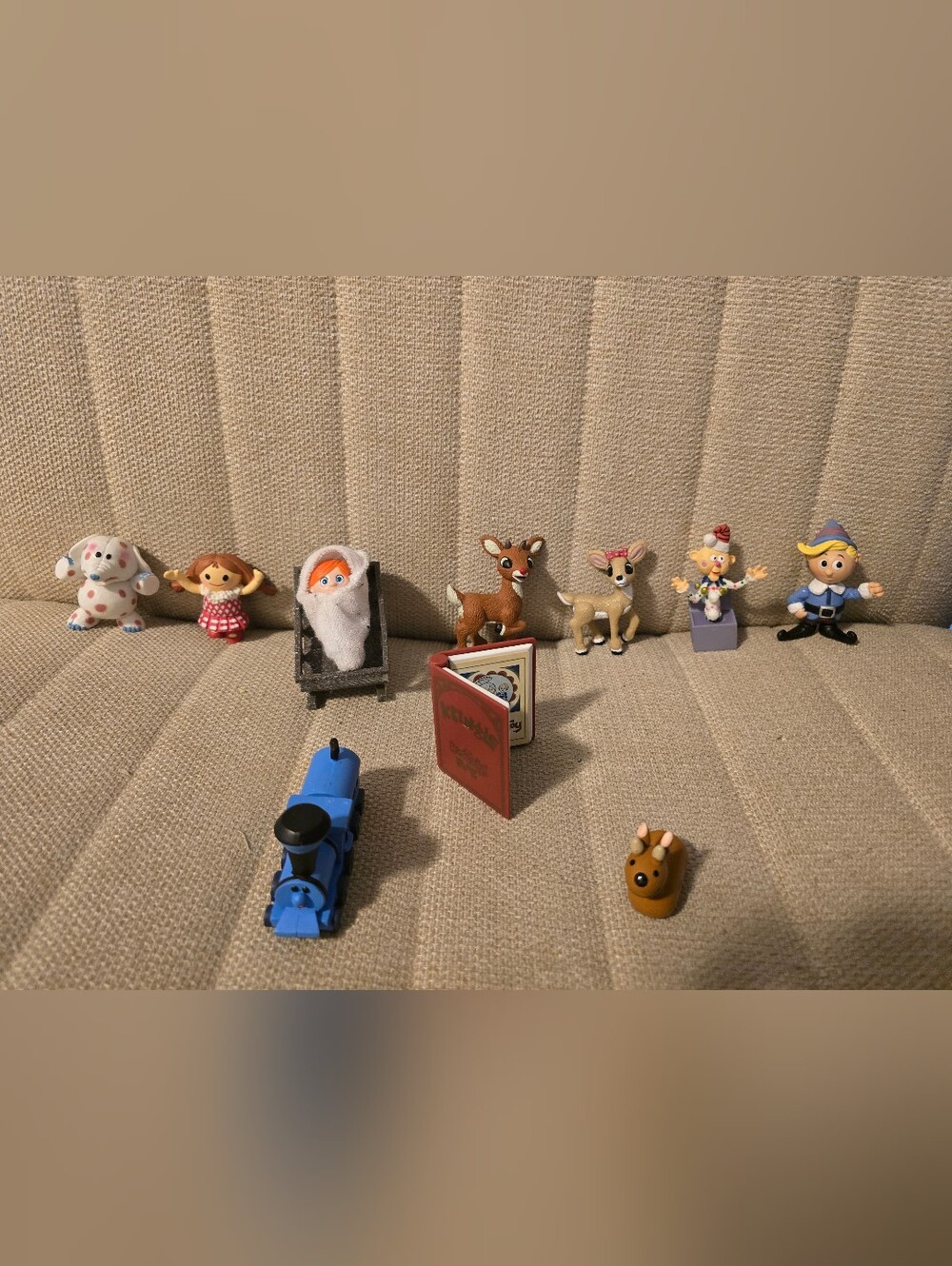 Santa Claus Is Coming To Town & Misfit Toys/Rudolph Figure LOT